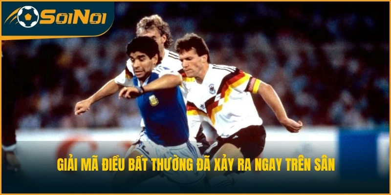 Giải mã điều bất thường đã xảy ra ngay trên sân